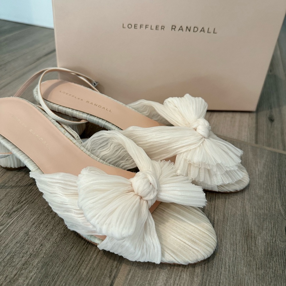 Loeffler Randall Dahlia Pearl Pleated Bow Heel